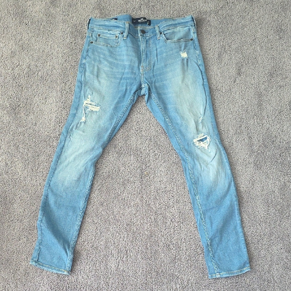 Men's Light Blue Distressed Jeans